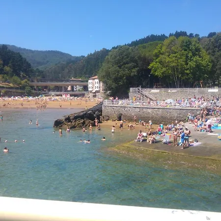 El Mirador Panoramico De Mundaka, Con Cuna Y Garaje * Mundaka