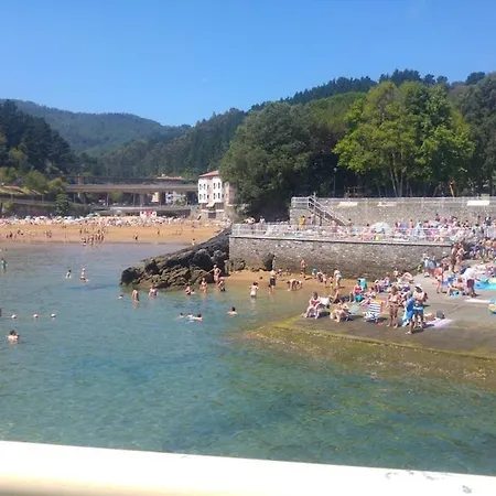 El Mirador Panoramico De Mundaka, Con Cuna Y Garaje *
