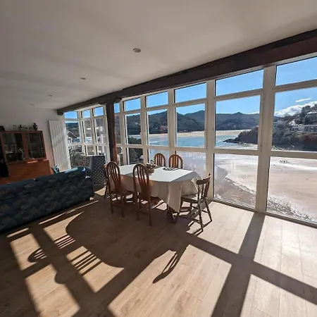 El Mirador Panoramico De Mundaka, Con Cuna Y Garaje * Mundaka